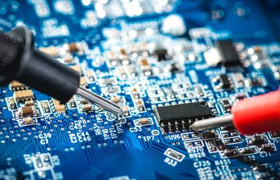 高職院校專業上新 修高鐵、管陵墓、滑雪場管理與集成電路設計